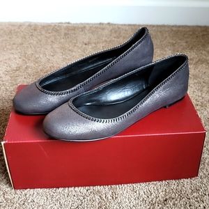 Talbots Gunmetal/Grey/Charcoal Flats Size 8